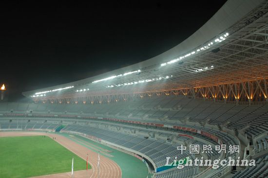 中照奖:济南奥体中心体育场场地照明工程